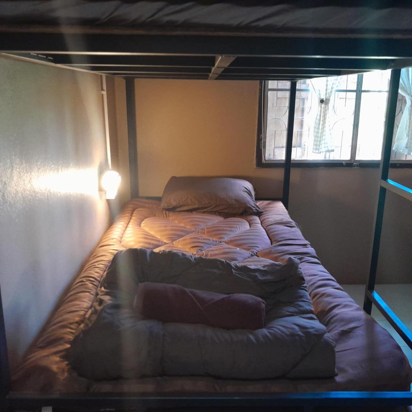 Sharky'S Hostel Pai Bagian luar foto